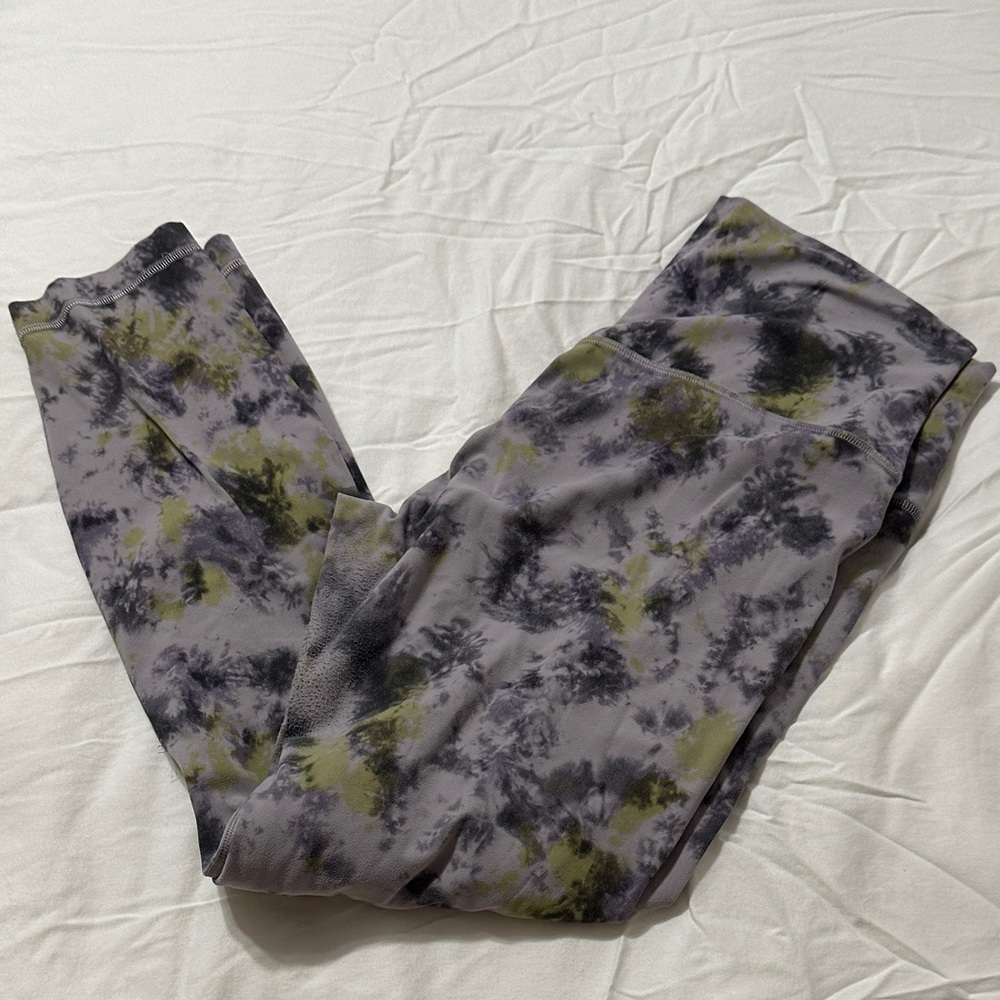 lululemon athletica Tie-Dye Leggings in Gray, Black & Olive